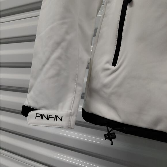 PinFin Womens Hooded Windbreaker Jacket Sz Medium White Outdoor Hiking Rain Coat - Picture 7 of 14